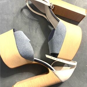 GIANNI BINI Stylish Denim and White Platform Heels